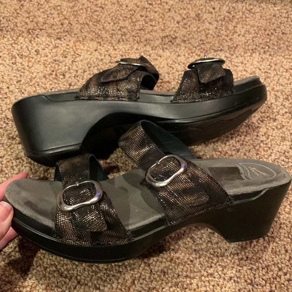 Dansko Sophie animal print Shimmer Leather Slide Wedge platform Sandal EU 39 8.5